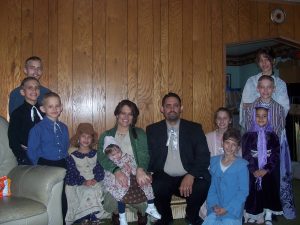 The Sunday that we were at Sylavnia Hills, they had "Old Fashioned" Sunday.  Our family enjoyed attempting to dress old fashioned.  The children really enjoyed that.
