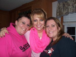 In our travels, we were able to stop by David's sister - Jaynell - and her husband Josh's house and stay for almost a week.  It was nice to see family.  This is Jill with her 2 sister in laws - Nikki and Jaynell.
